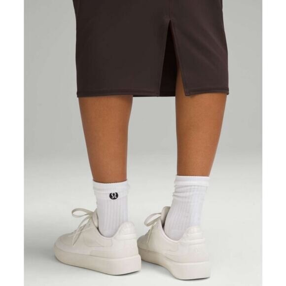 Lululemon Nulu Slim-Fit High-Rise Skirt Espresso Size 2 - Picture 4 of 9